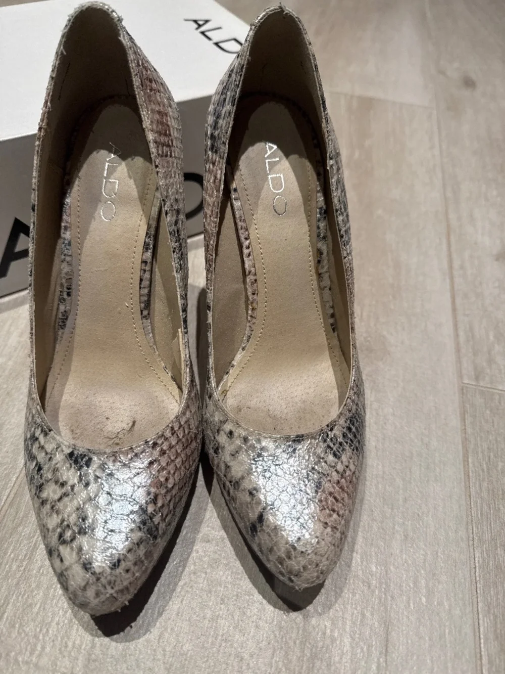 ALDO MOOS heels 39